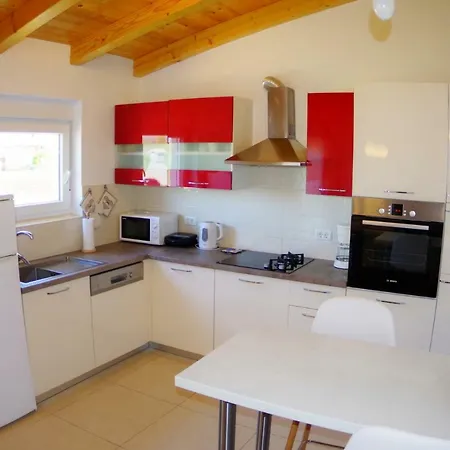 Appartement Miki *